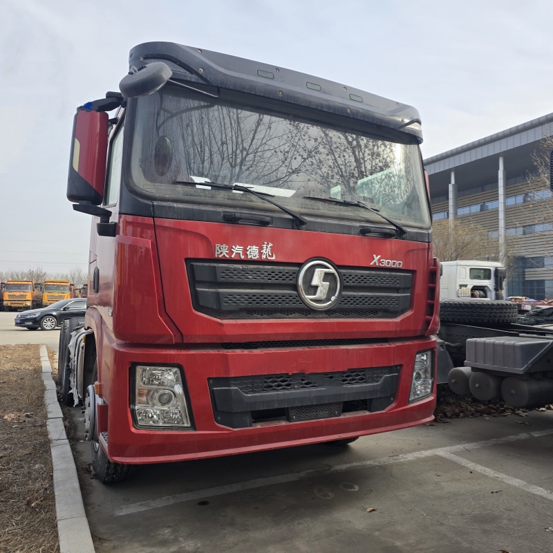 Fully Refurbished Used and New Shacman 371hp 420hp 6x4 Truck Tractor for Sale